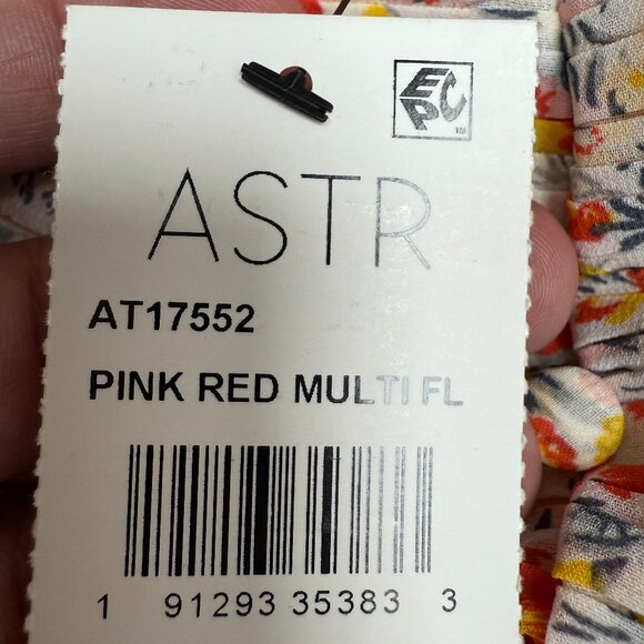 NWT Women's ASTR THE LABEL Floral Smocked Sweetheart Neckline Top | Size XL - Picture 14 of 14